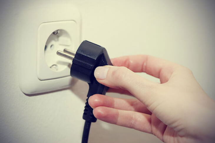 Rút nguồn điện tủ đông